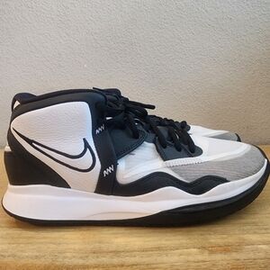 Nike Mens Kyrie Infinity TB Basketball Shoes DO9616-100 Black White Size 9.5